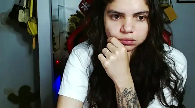 Nikkykora15 online show from 12-20-24, 01:25