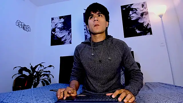 Eiden allenx online show from 09-21-25, 09:55