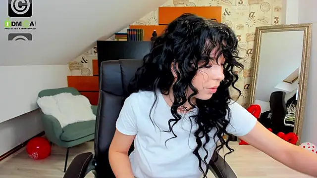 EmillyTaylor online show from 02-21-25, 04:29