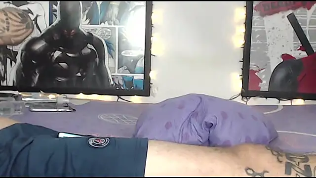 Snapshot of LoveGazoXXX chatting on 10-05-25, 08:40 LoveGazoXXX online show from 10-05-25, 08:40