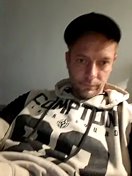 Snapshot of Percy_ohv chatting on 09-28-25, 11:32 Percy ohv online show from 09-28-25, 11:32