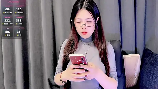 candy-yiyi online show from 03-16-26, 08:29