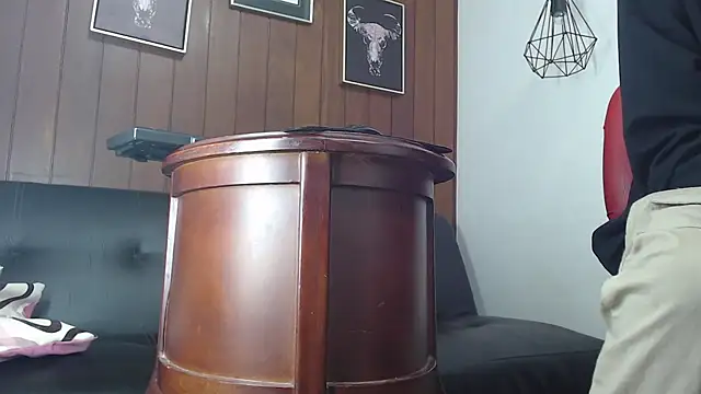 GaboReyes online show from 02-06-25, 03:59
