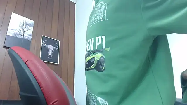 Snapshot of GaboReyes chatting on 09-27-25, 03:55 GaboReyes online show from 09-27-25, 03:55