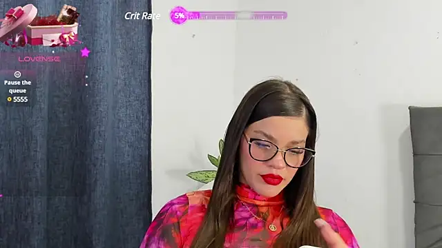 Snapshot of zoe69x chatting on 01-14-25, 10:44 zoe69x online show from 01-14-25, 10:44