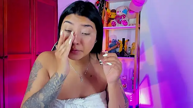 eymy-hadid online show from 09-17-25, 01:35