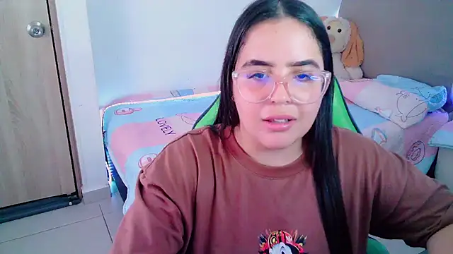  alicia z online show from 02-05-25, 12:20