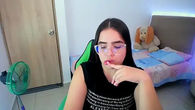  alicia z online show from 02-28-25, 09:44