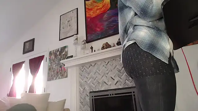 AuroraWillows online show from 02-20-25, 03:19