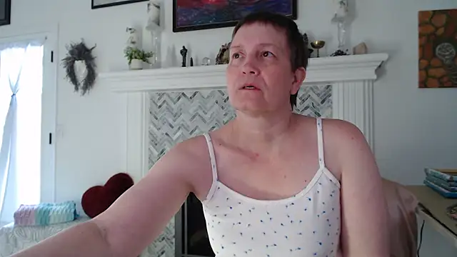 AuroraWillows online show from 03-10-26, 02:22