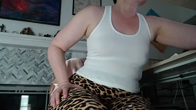 AuroraWillows online show from 03-22-26, 11:57