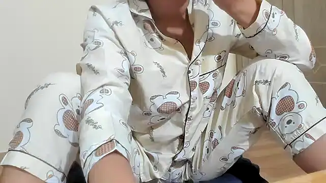 Beauty Asian Tina online show from 02-05-25, 11:34