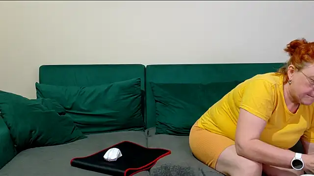 JoannaAndNeighbour online show from 05-06-26, 09:25