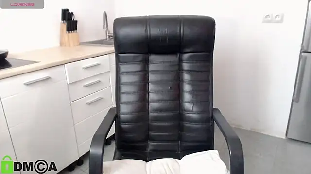 DollySun online show from 04-23-26, 07:09