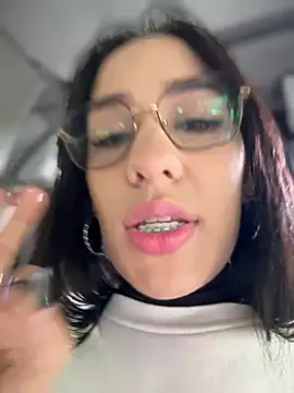   IRIS   online show from 10-10-25, 03:44