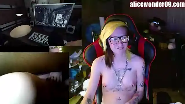 alicewonder09 online show from 12-30-24, 08:21