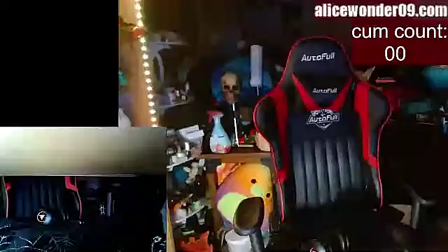 alicewonder09 online show from 01-08-25, 04:34