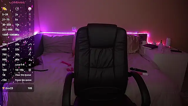 AmandaFiree online show from 03-19-25, 10:33