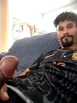 FestiveAdmirer online show from 03-17-26, 04:43