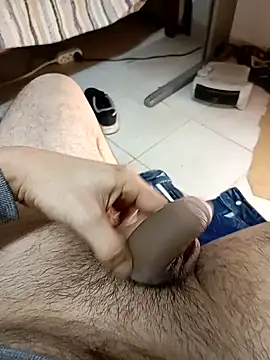 pedrosantos3366 online show from 02-06-25, 11:15