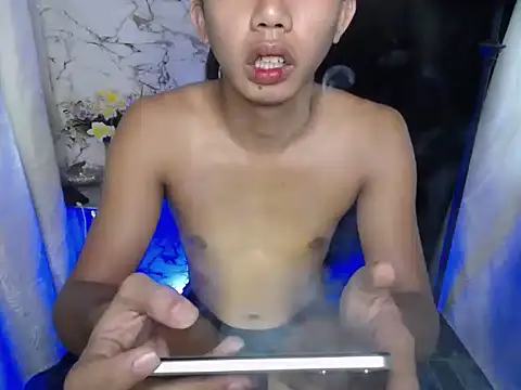 Snapshot of MirabelleNotch chatting on 09-26-25, 04:16 MirabelleNotch online show from 09-26-25, 04:16