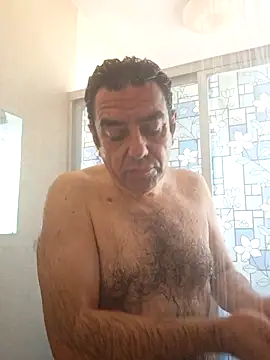 FernandoReuterG online show from 12-05-25, 02:14