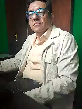 FernandoReuterG online show from 01-14-26, 04:34