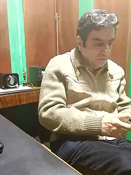 FernandoReuterG online show from 01-16-26, 01:20