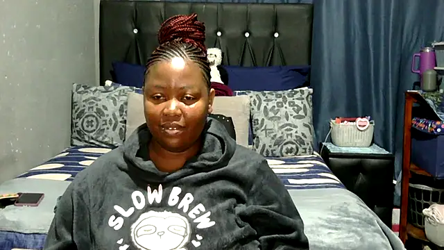 caramelbooty69 online show from 05-09-26, 01:55