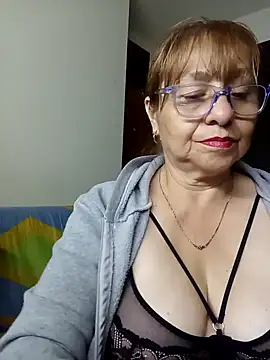 Snapshot of nicoltatiana_ chatting on 01-15-25, 02:06 nicoltatiana online show from 01-15-25, 02:06
