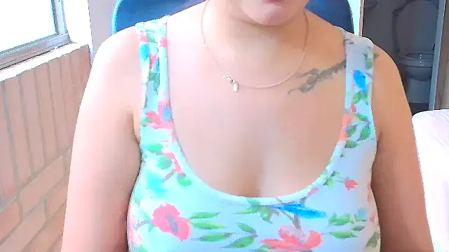 sara2520 online show from 02-08-26, 06:55