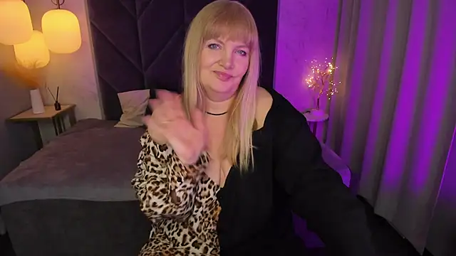 NicoleKind online show from 02-28-25, 11:25