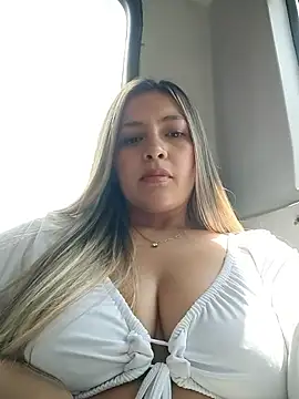 Snapshot of alana_69 chatting on 02-27-26, 06:52 alana 69 online show from 02-27-26, 06:52