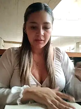 alana 69 online show from 04-30-26, 09:19