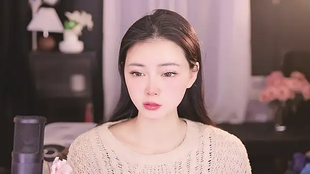 Ocean--Lili online show from 02-17-25, 02:04