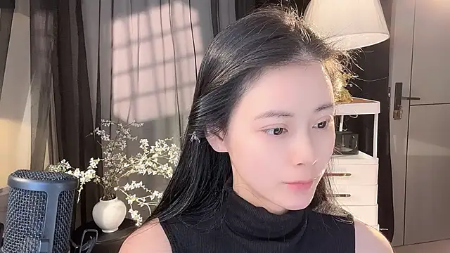 Ocean--Lili online show from 04-30-26, 02:12