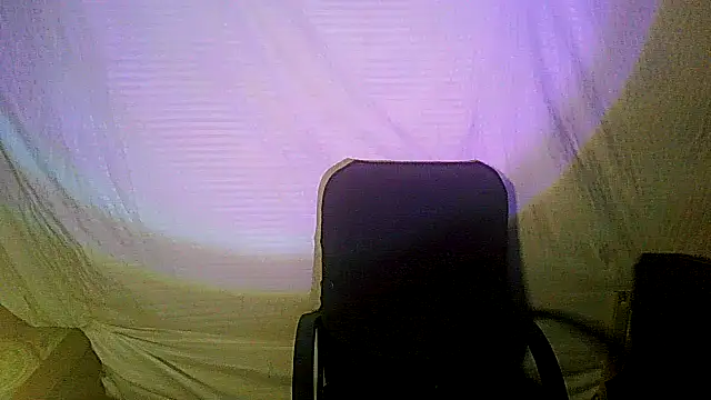 Snapshot of Victoria_Marks chatting on 04-20-26, 08:21 Victoria Marks online show from 04-20-26, 08:21