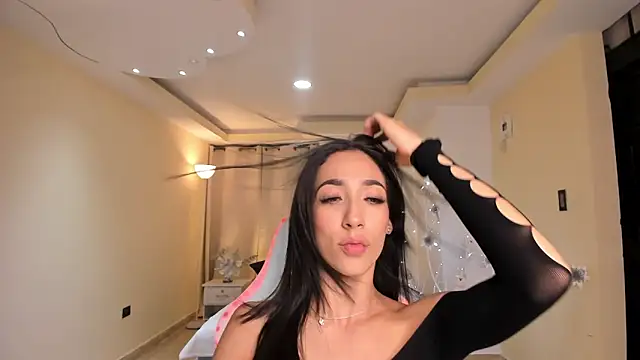 carleee winter online show from 12-20-24, 04:09