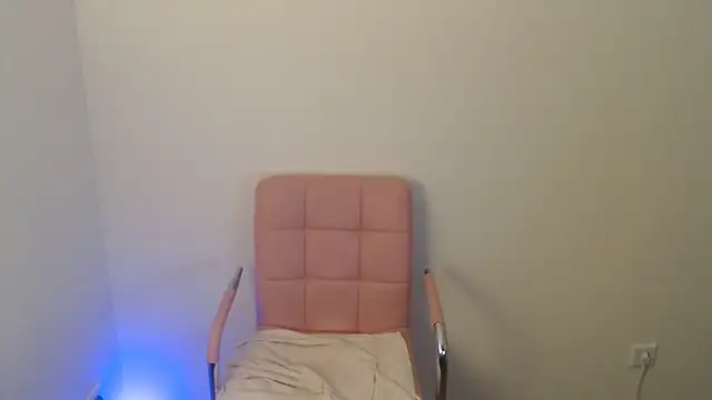 Snapshot of Selina-666 chatting on 12-08-24, 07:05 Selina-666 online show from 12-08-24, 07:05