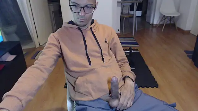 guachin hunk online show from 09-30-25, 02:55