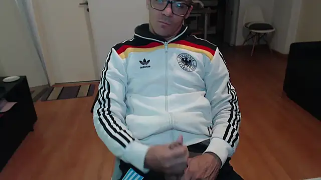 guachin hunk online show from 05-10-26, 06:46