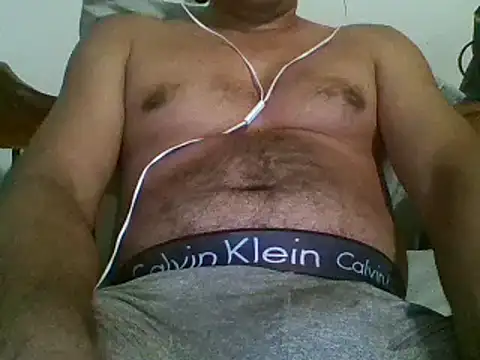 Snapshot of bbccol1 chatting on 03-01-26, 04:14 bbccol1 online show from 03-01-26, 04:14