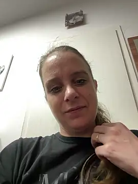 LadyChantale online show from 05-05-26, 04:53