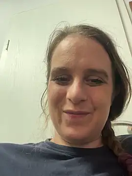 LadyChantale online show from 05-11-26, 06:08