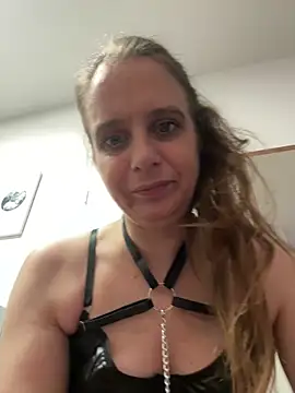 Snapshot of LadyChantale chatting on 05-20-26, 05:57 LadyChantale online show from 05-20-26, 05:57