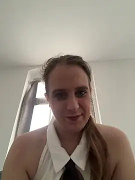 Snapshot of LadyChantale chatting on 06-17-26, 05:54 LadyChantale online show from 06-17-26, 05:54