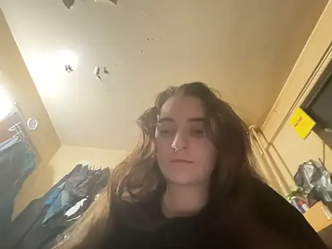 Snapshot of Snowbunnycake_131 chatting on 03-21-26, 08:19 Snowbunnycake 131 online show from 03-21-26, 08:19