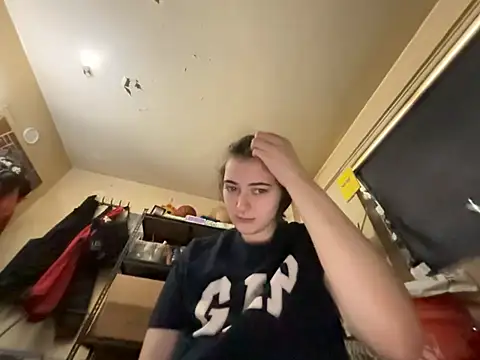 Snowbunnycake 131 online show from 06-03-26, 04:12