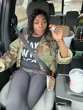 Snapshot of HaloRodeoLover2 chatting on 03-06-26, 09:11 HaloRodeoLover2 online show from 03-06-26, 09:11