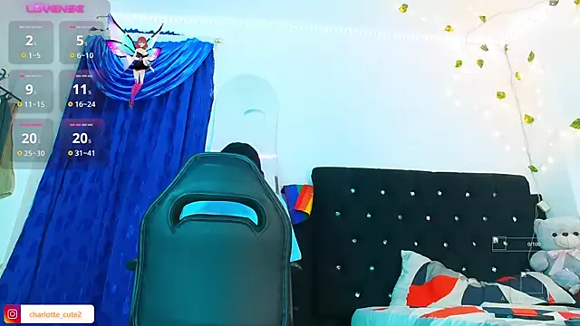 cute charlotte  online show from 10-19-25, 01:39